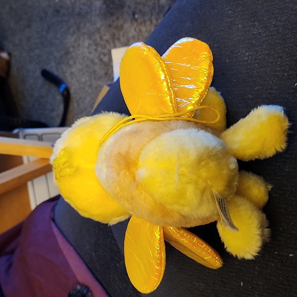Stuffed bee - Picture 3 of 6